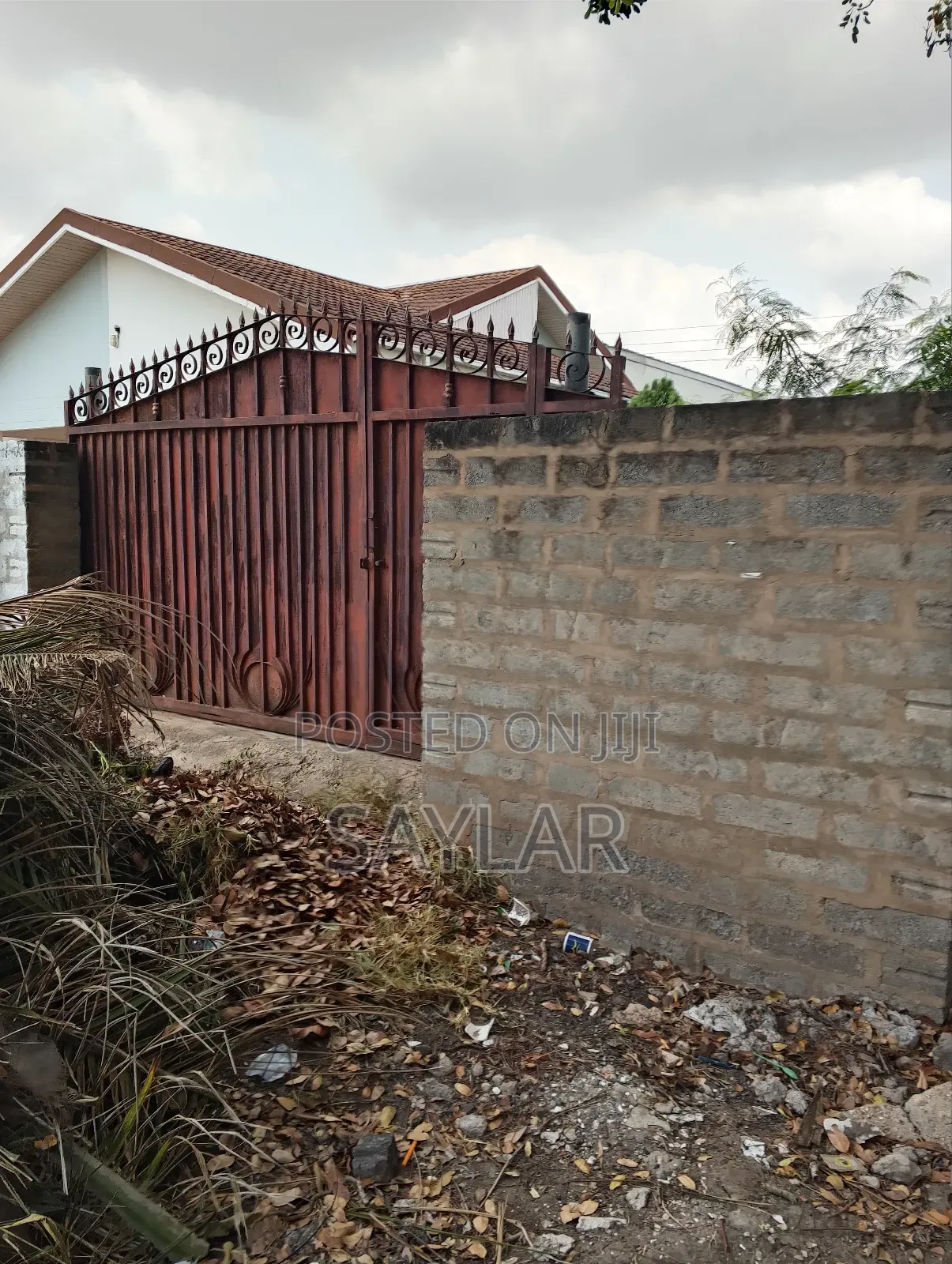 Full Plot 70/100 for Sale Community 11-Prime Zone . in Tema Metropolitan