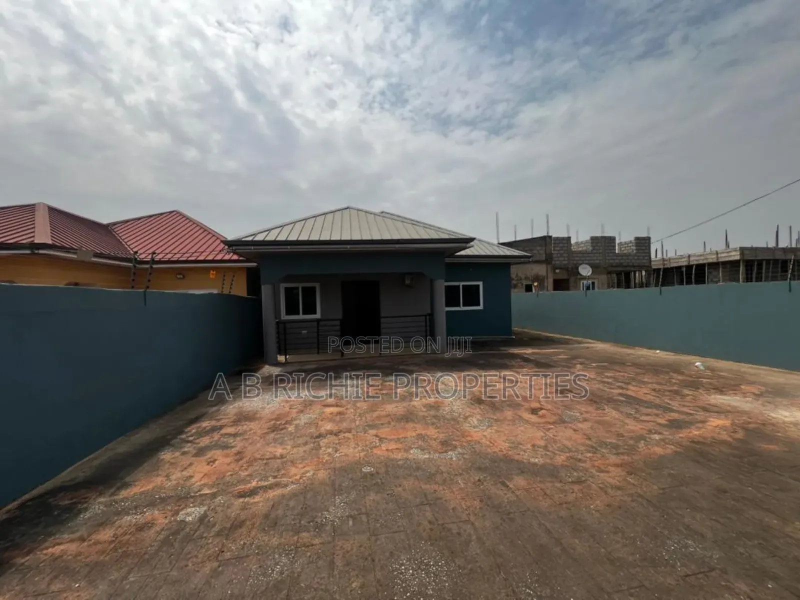 3bdrm Bungalow in Ab Richie Properties, Ashomang Estate for sale in Ashomang Estate