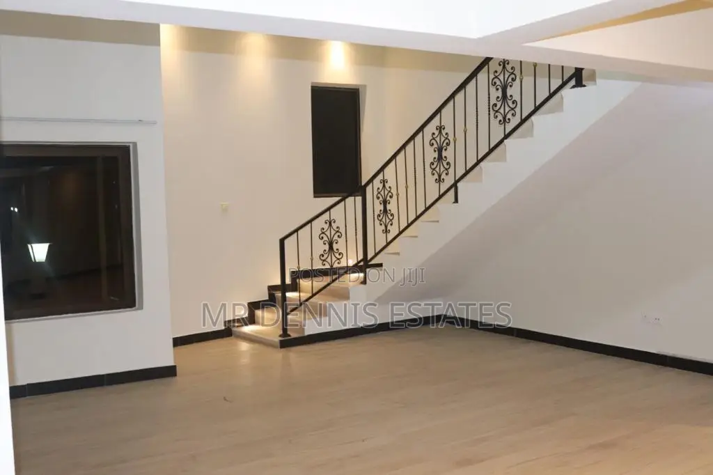 3bdrm Townhouse / Terrace in Airport Residential for rent in Airport Residential Area