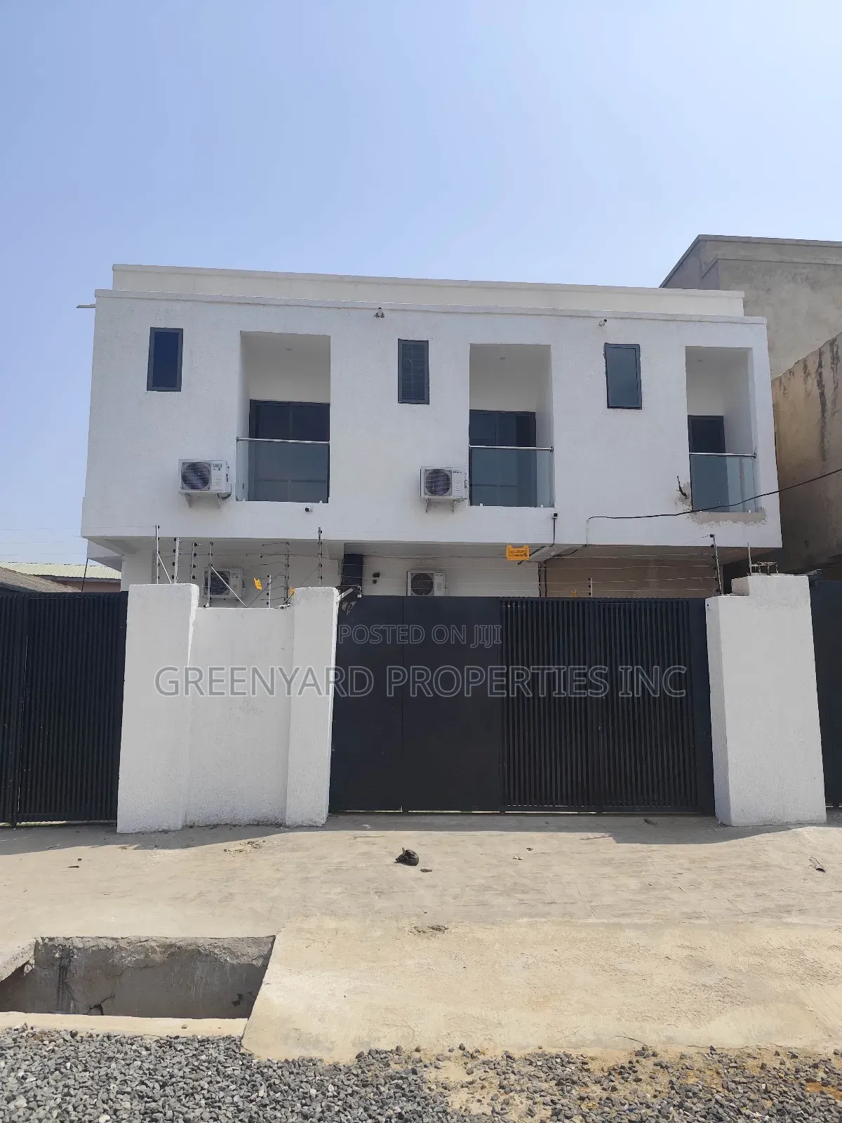 2bdrm Townhouse / Terrace in Adjiringanor, East Legon for rent in East Legon