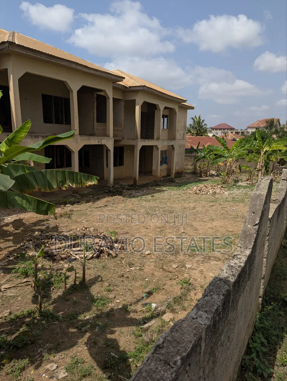 12bdrm Block of Flats in Atwima Takyiman,, Kumasi Metropolitan for sale in Kumasi Metropolitan