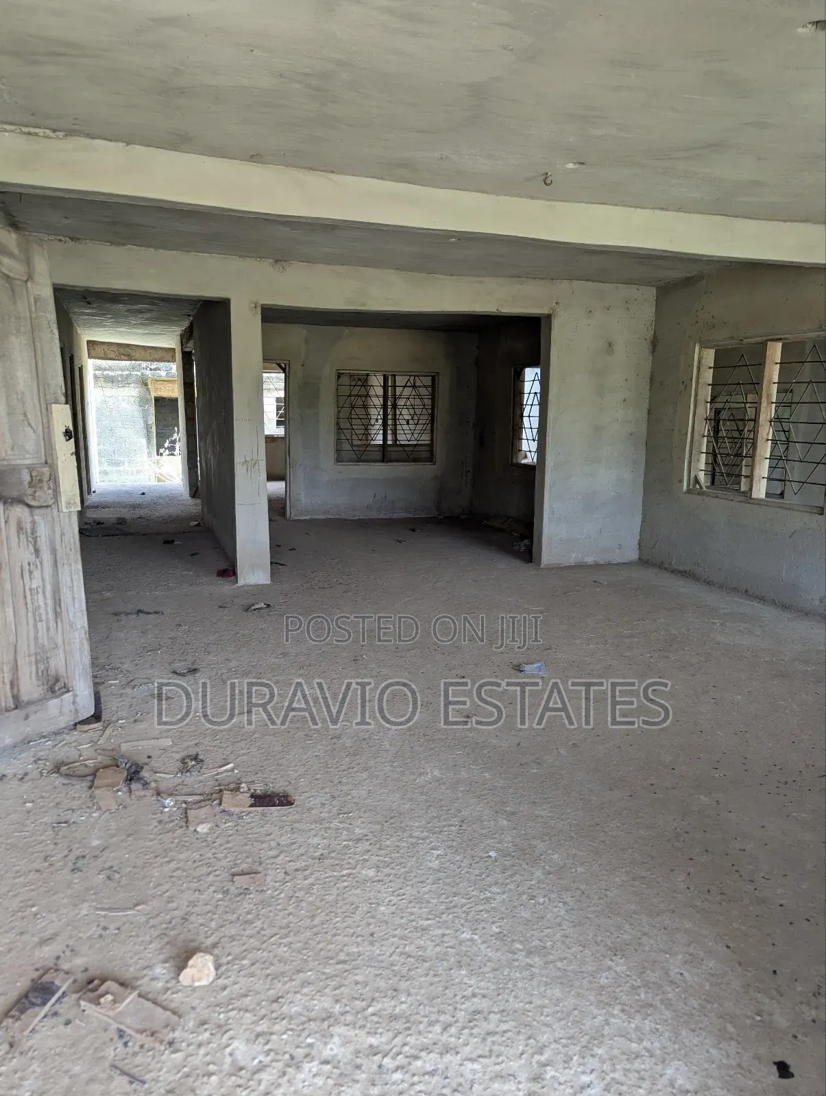 12bdrm Block of Flats in Atwima Takyiman,, Kumasi Metropolitan for sale in Kumasi Metropolitan