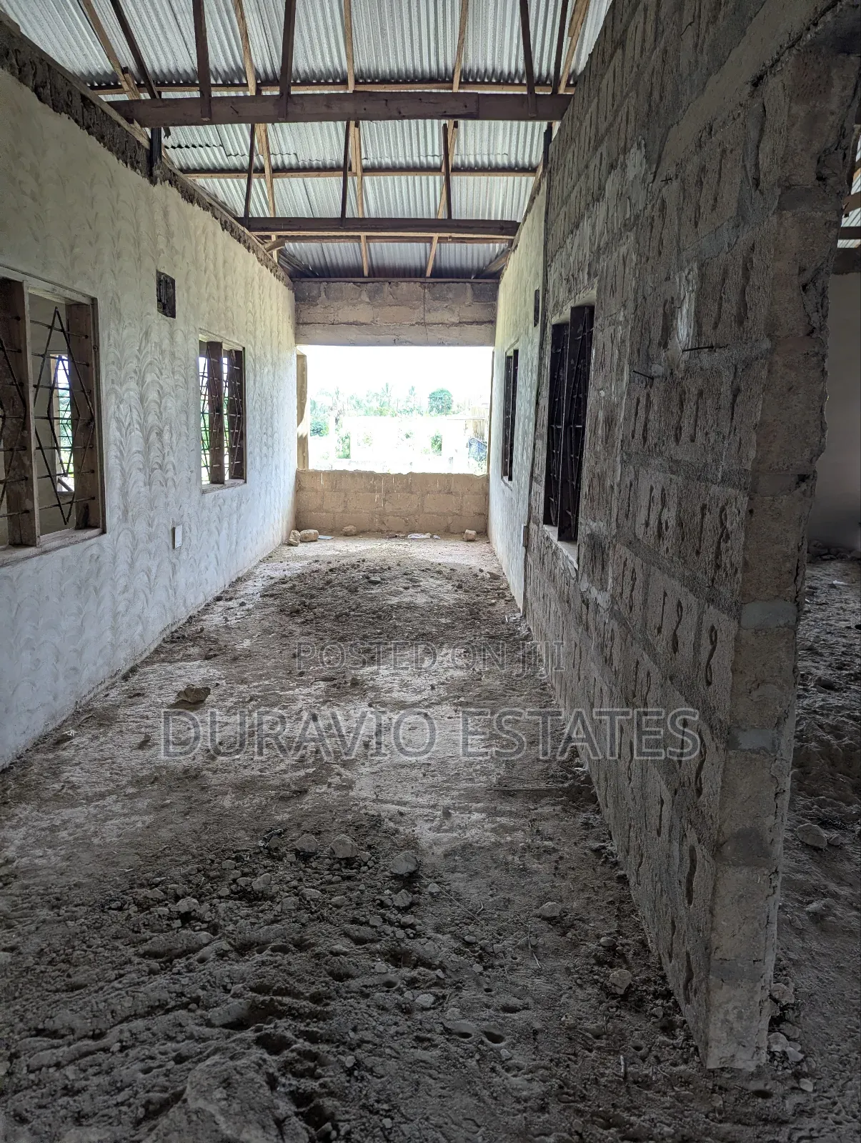 12bdrm Block of Flats in Atwima Takyiman,, Kumasi Metropolitan for sale in Kumasi Metropolitan