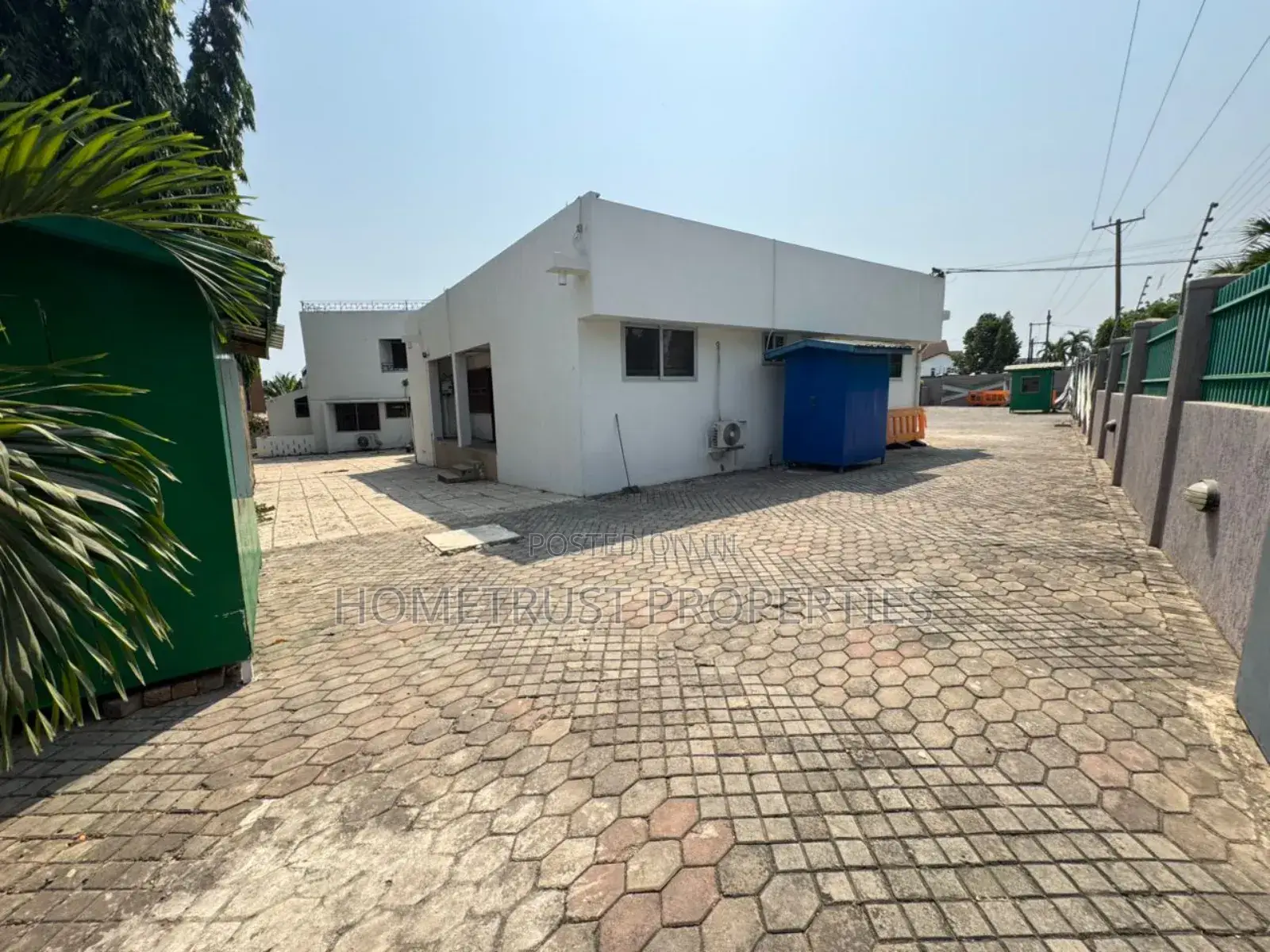 5bdrm House in Hometrust Properties, Abelemkpe for rent in Abelemkpe