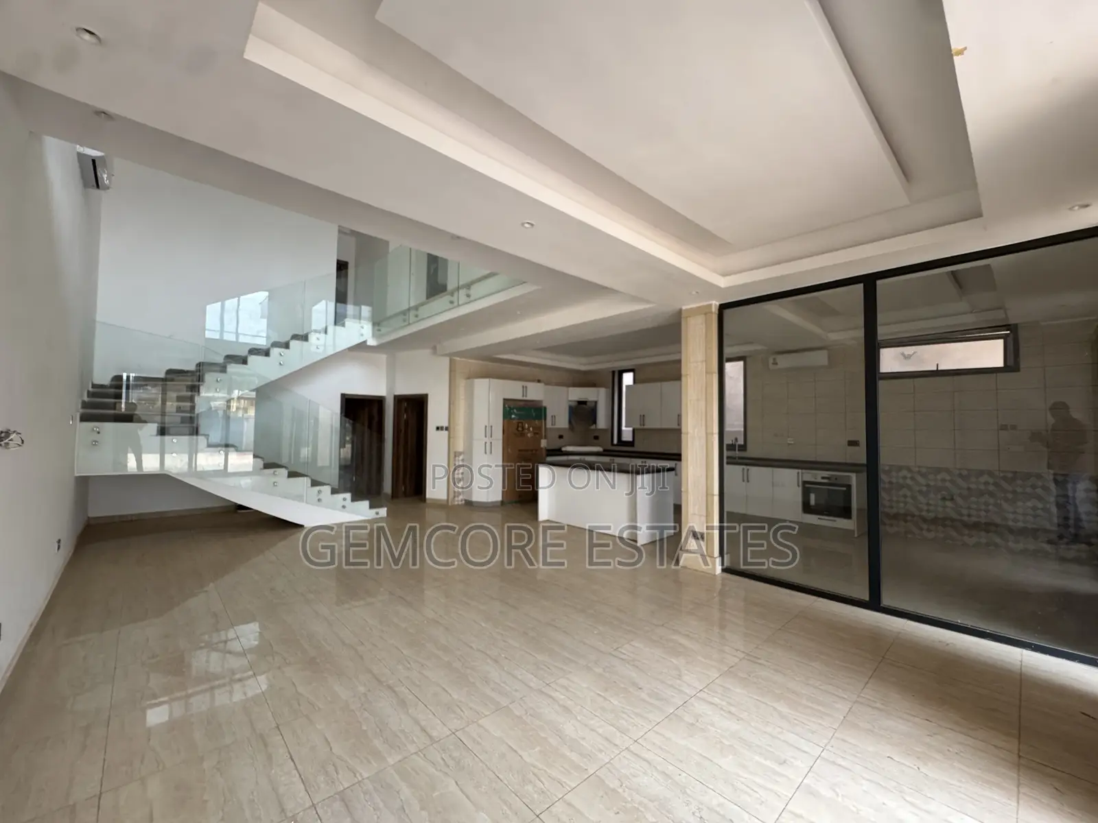 4bdrm House in New Nation, Lake Side Estate for sale in Lake Side Estate