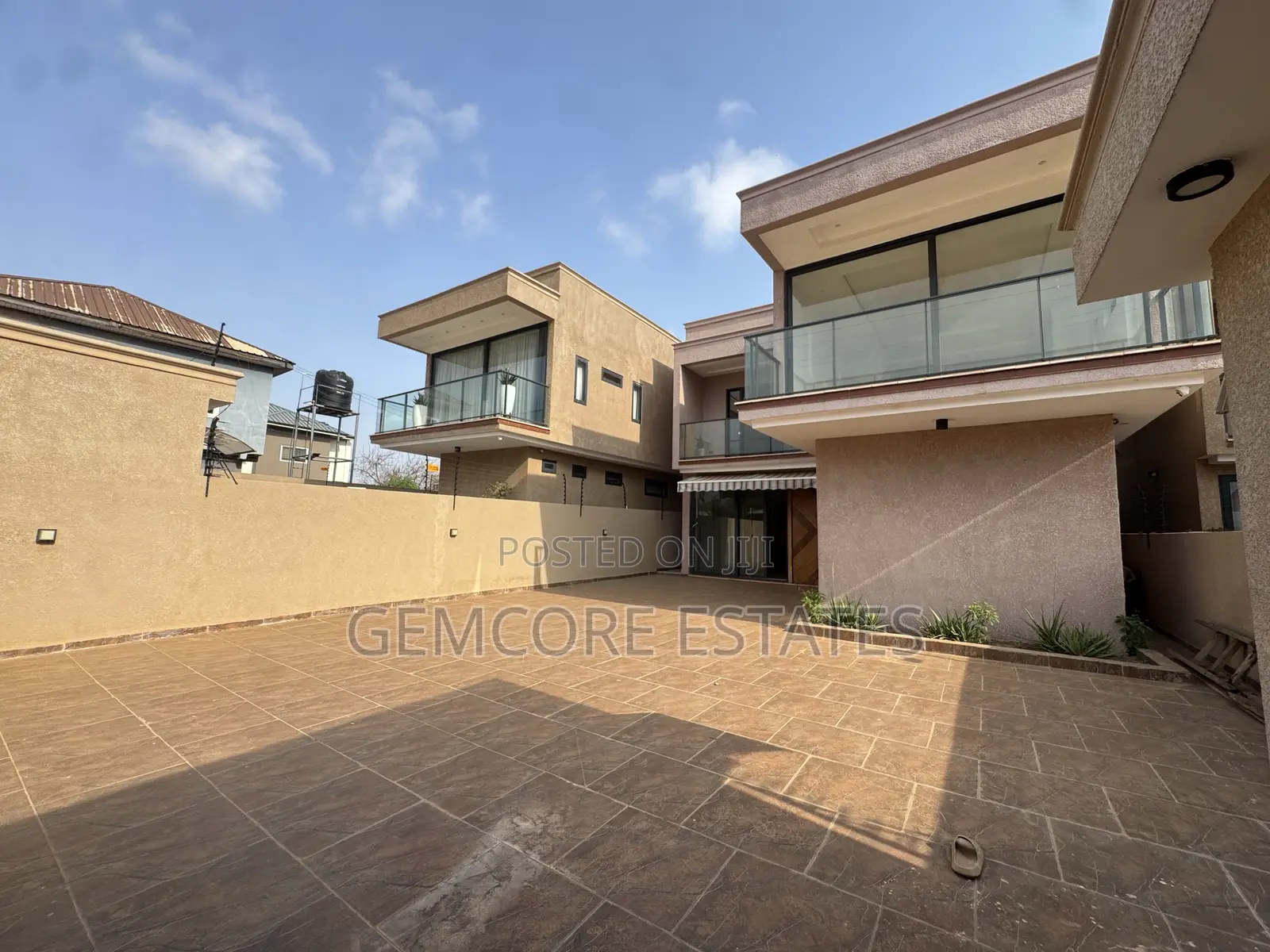 4bdrm House in New Nation, Lake Side Estate for sale in Lake Side Estate