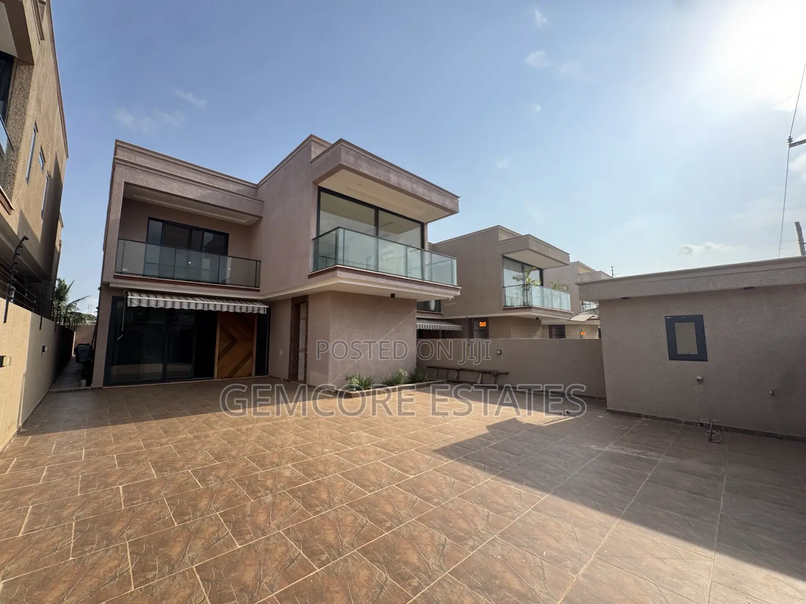 4bdrm House in New Nation, Lake Side Estate for sale in Lake Side Estate