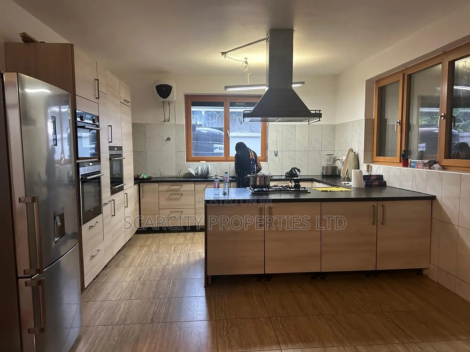 Furnished 7bdrm House in A&C Mall Area for rent in A&C Mall Area