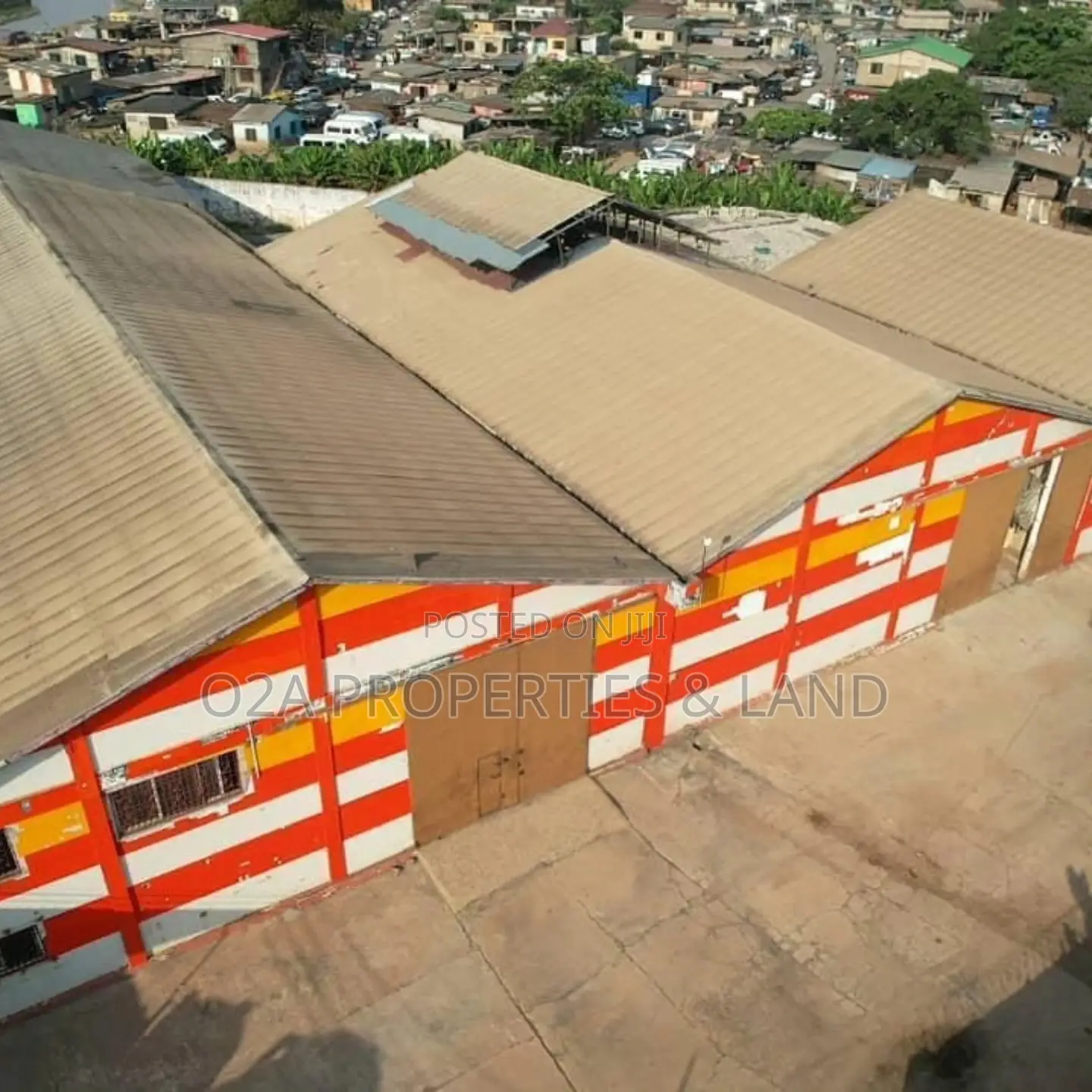 Executive Warehouse on 1.14 Acres for Sale at Graphic Road in Accra Metropolitan