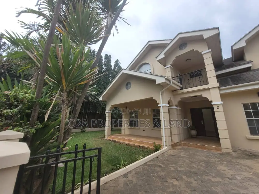 Furnished 4bdrm House in Cantonments, Acquinas for rent in Acquinas