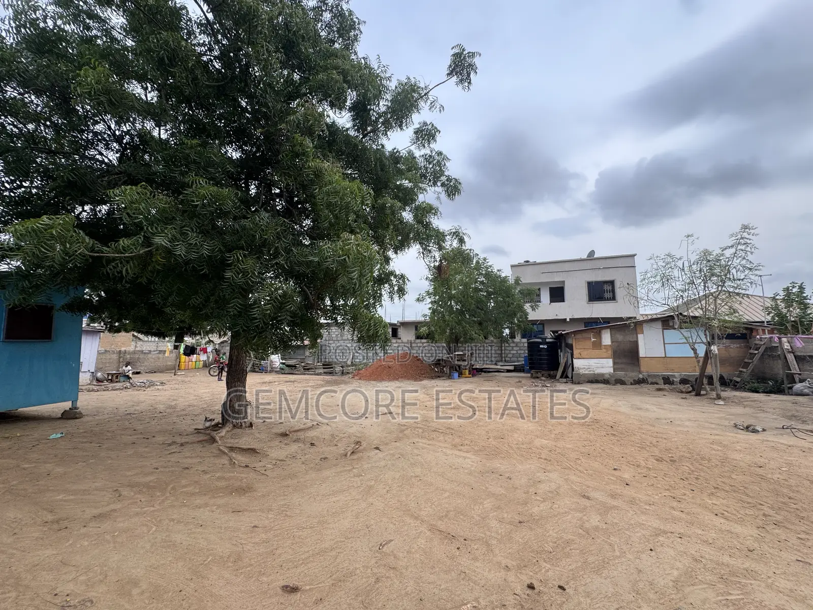Land for Sale in Ashaley Botwe