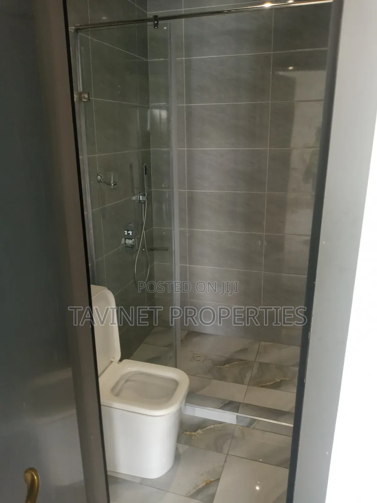 2bdrm Townhouse / Terrace in Ashaley Botwe for rent in Ashaley Botwe
