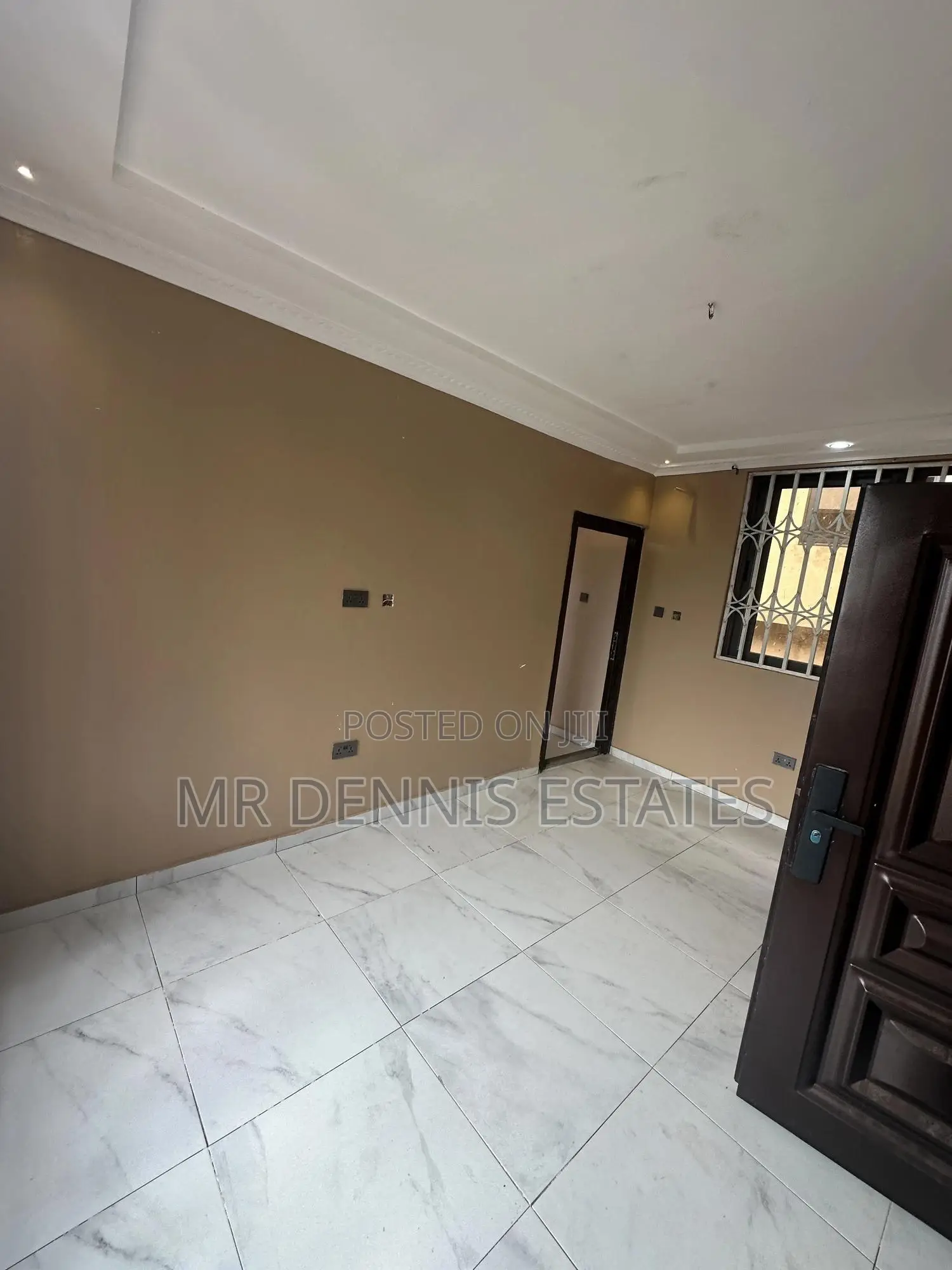 1bdrm Apartment in Westhills Mall for rent in West Hills Mall Area