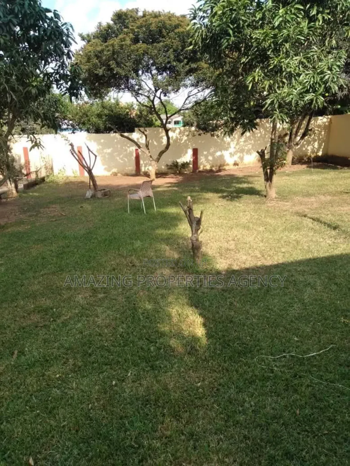 A Dzorwulu Land for Sale* • Fiastal Royale *Size:* 3 1/2 Plo in Dworwulu