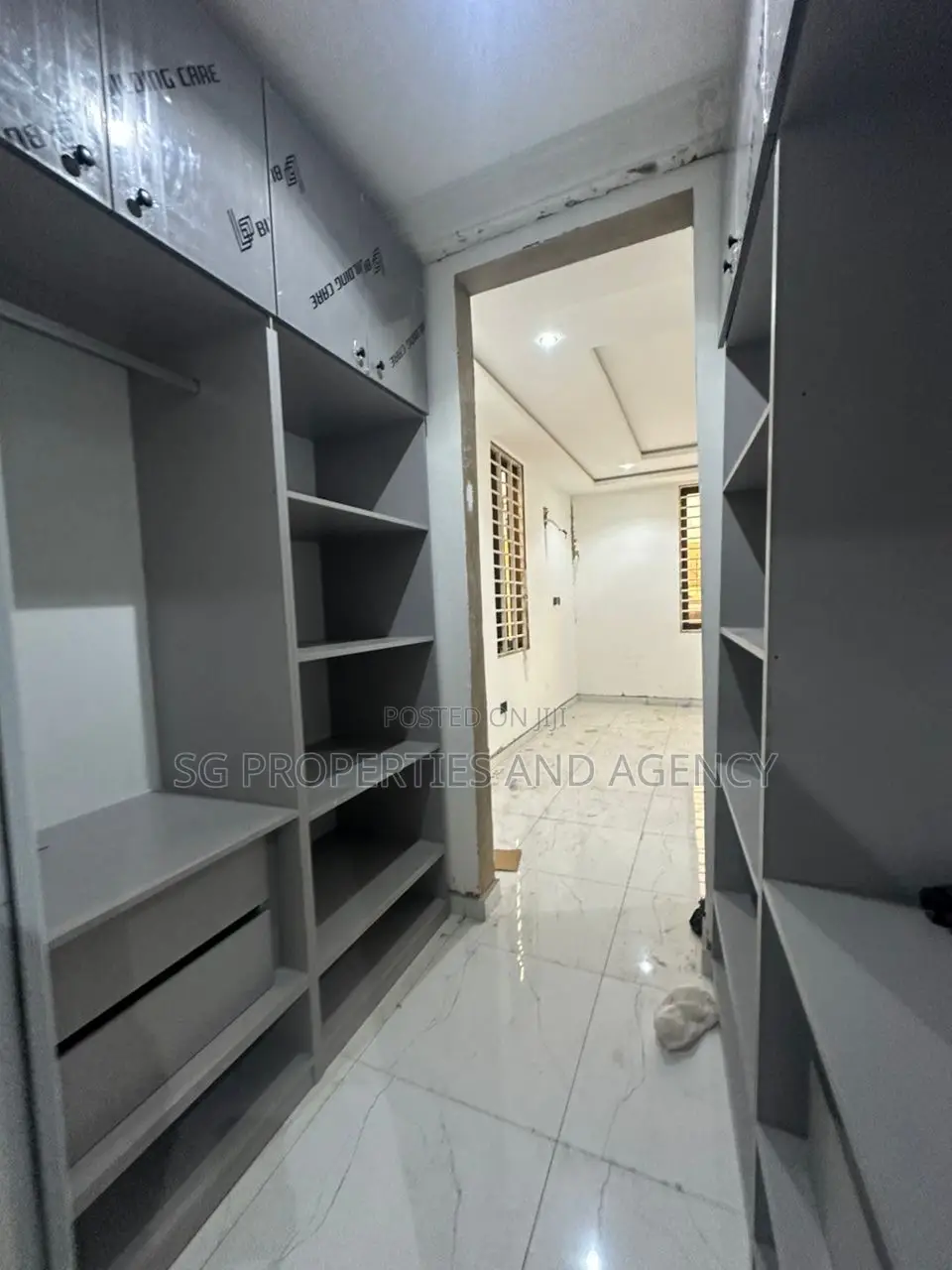 4bdrm House in Batsonaa, Baatsona Total for sale in Baatsona Total