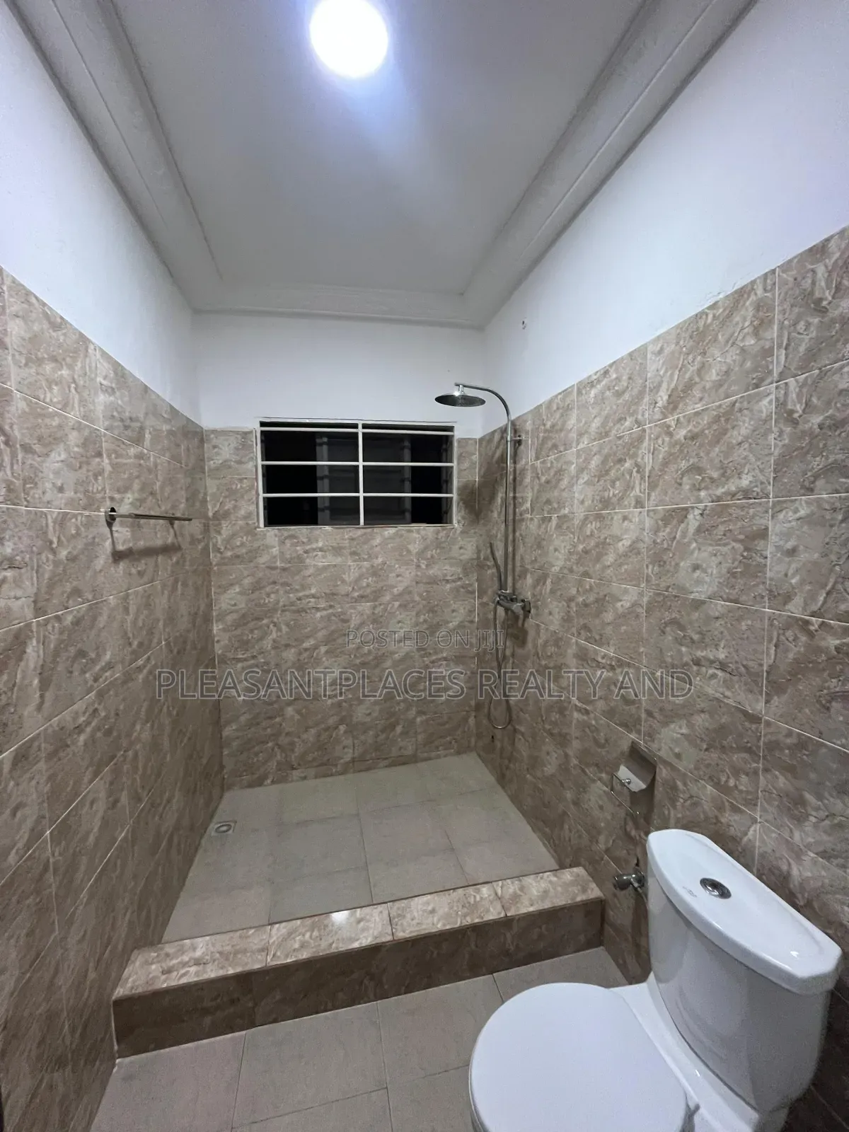2bdrm Apartment in Pleasantplaces, Adjiriganor for rent in Adjiriganor