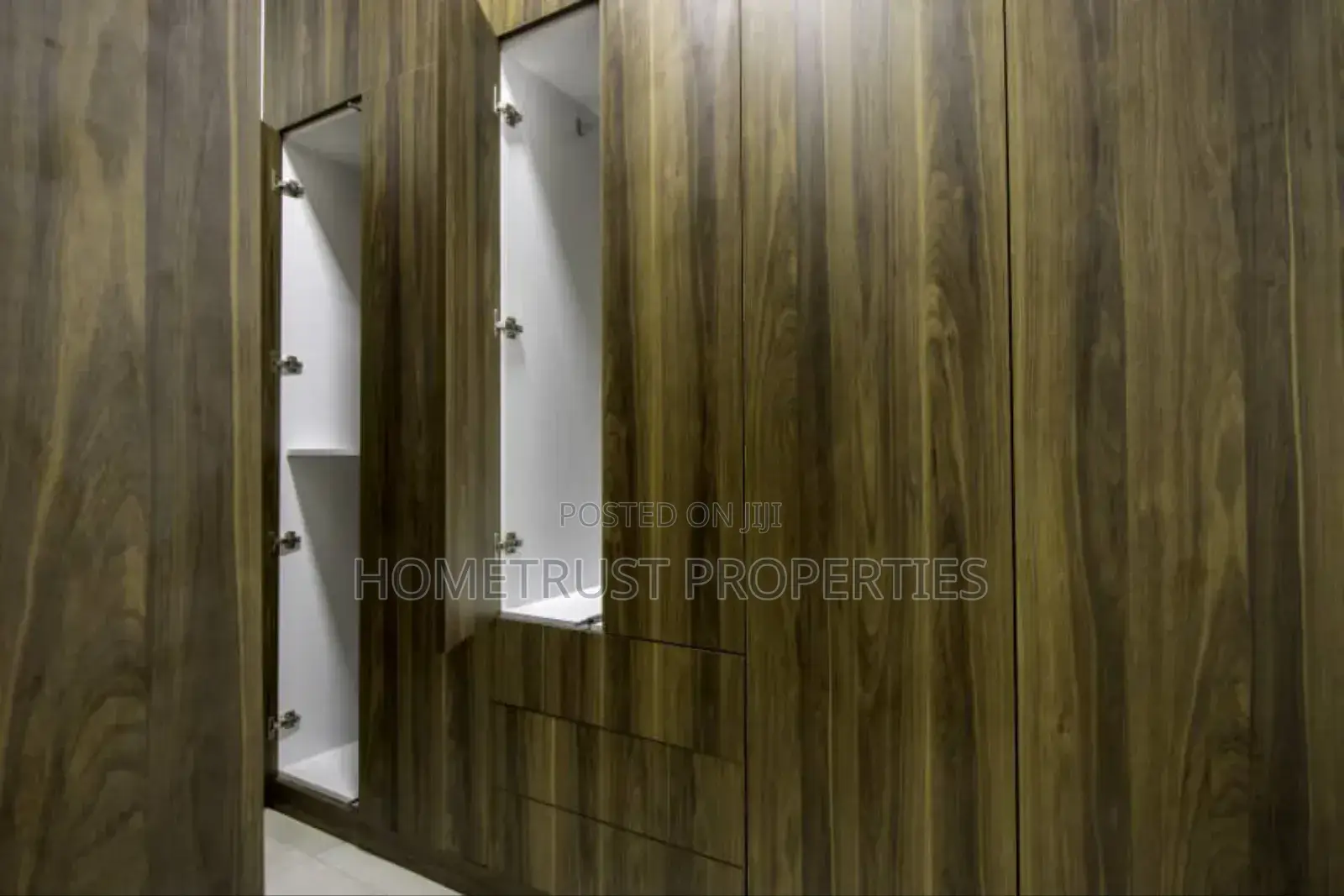 4bdrm Duplex in Hometrust Properties, Abelemkpe for rent in Abelemkpe