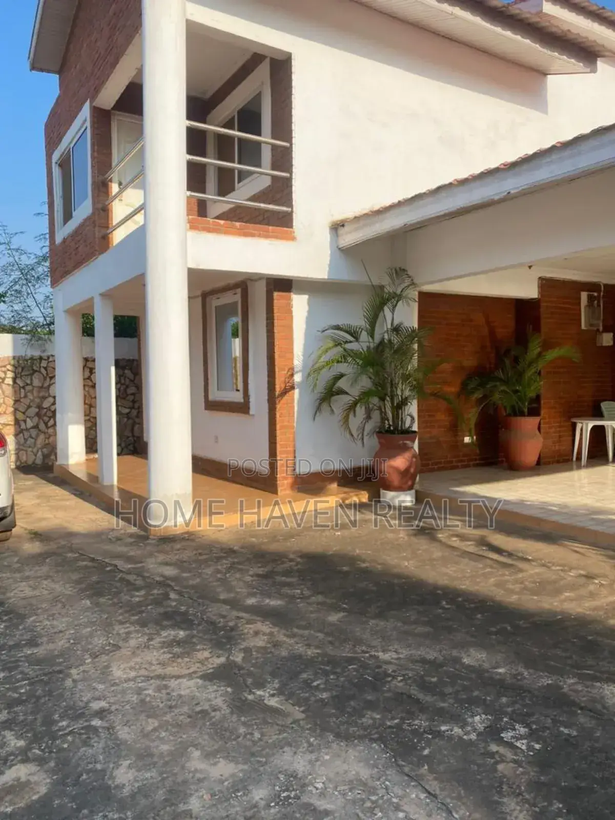 6bdrm House in Tantra Hills for sale in Tantra Hills