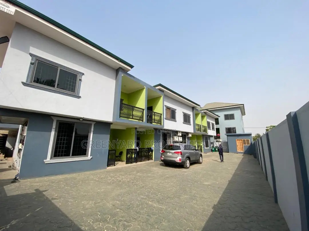4bdrm Townhouse / Terrace in Madina Estate, East Legon for rent in East Legon