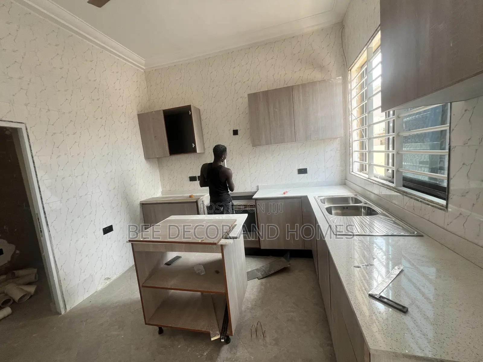 3bdrm House in Bee Decor & Homes, Ashomang Estate for sale in Ashomang Estate