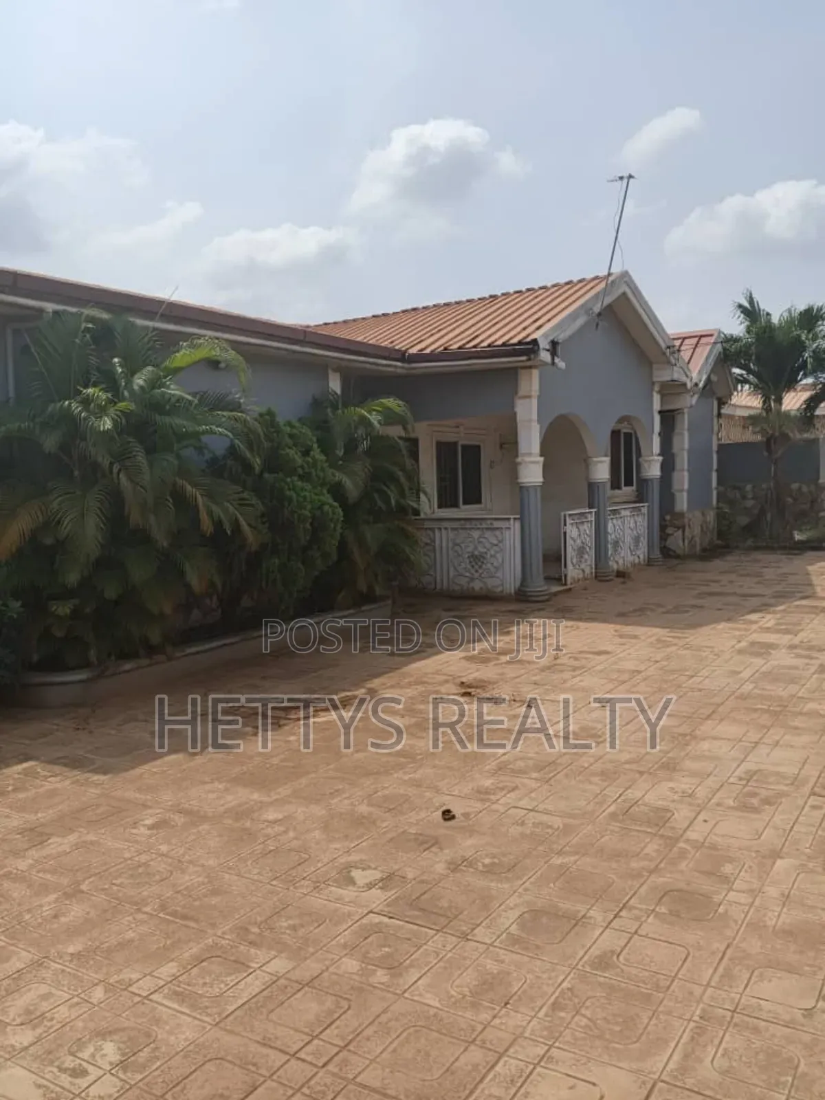 4bdrm House in Oyarifa for sale in Oyarifa