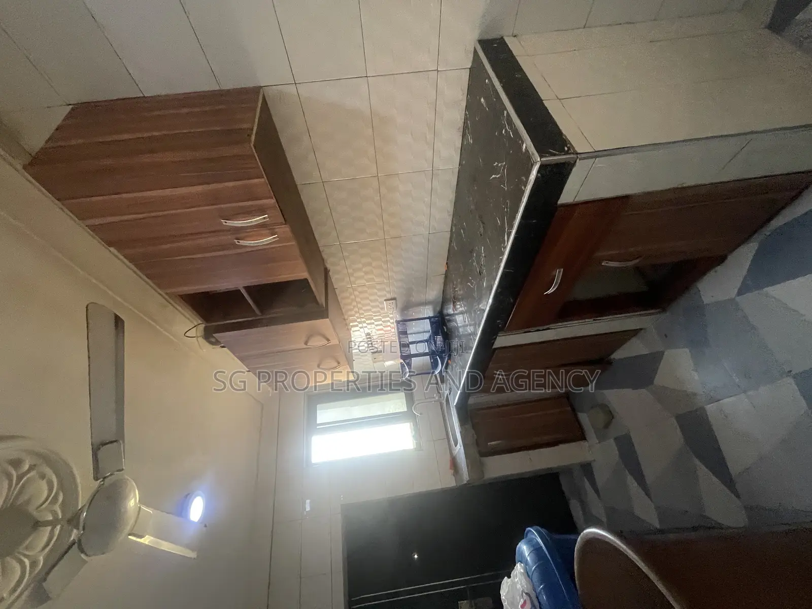2bdrm Apartment in Lashibi, Sakumono for rent in Sakumono