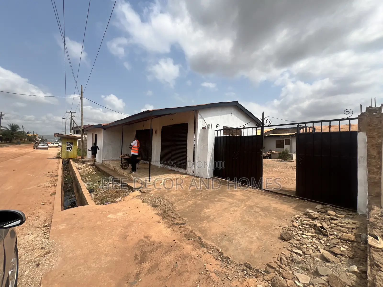 3bdrm House in Bee  Decor & Homes, Agbogba for sale in Agbogba