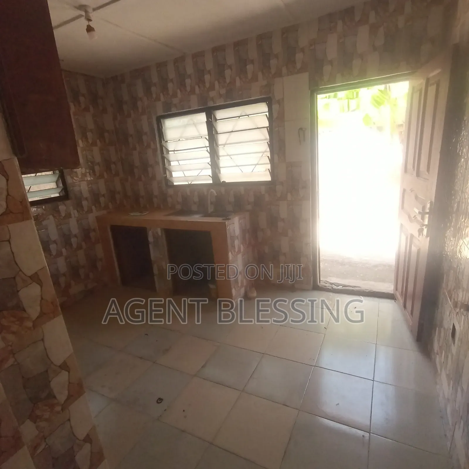 1bdrm Apartment in Golf City, Tema Metropolitan for rent in Tema Metropolitan