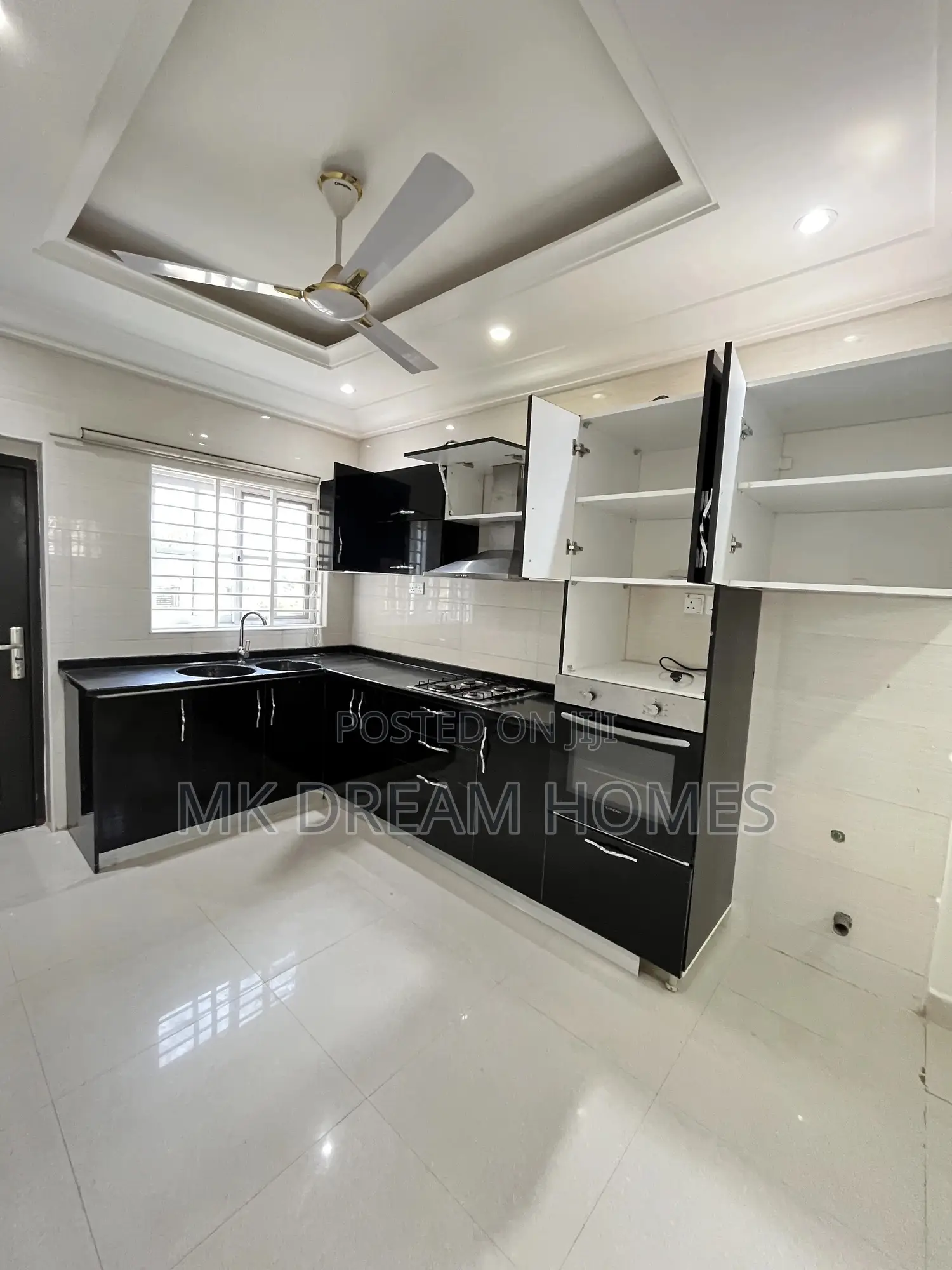3bdrm Townhouse / Terrace in Paradise Estate for rent in Lake Side Estate