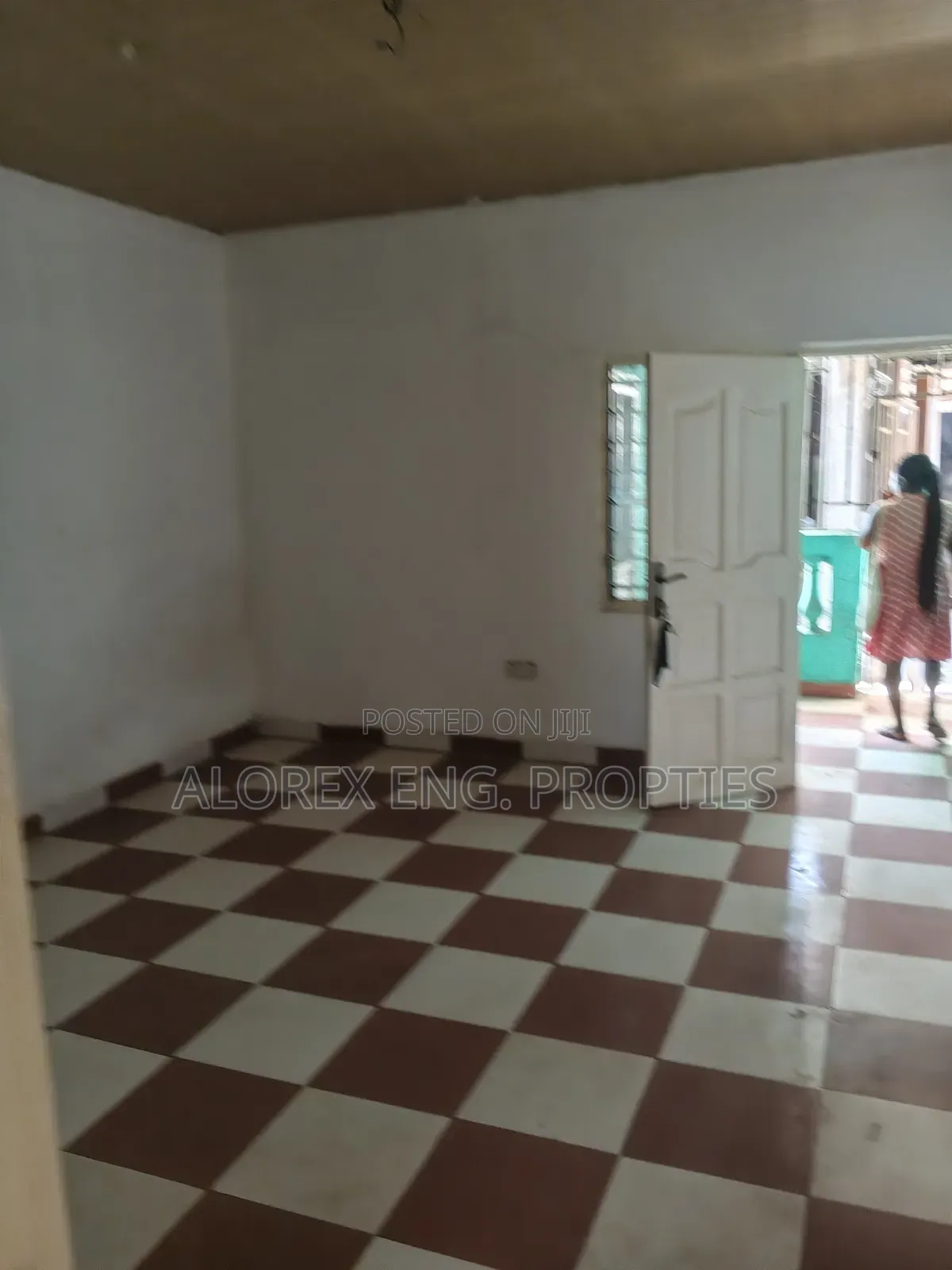 1bdrm Apartment in Chamber Self, Danfa for rent in Danfa