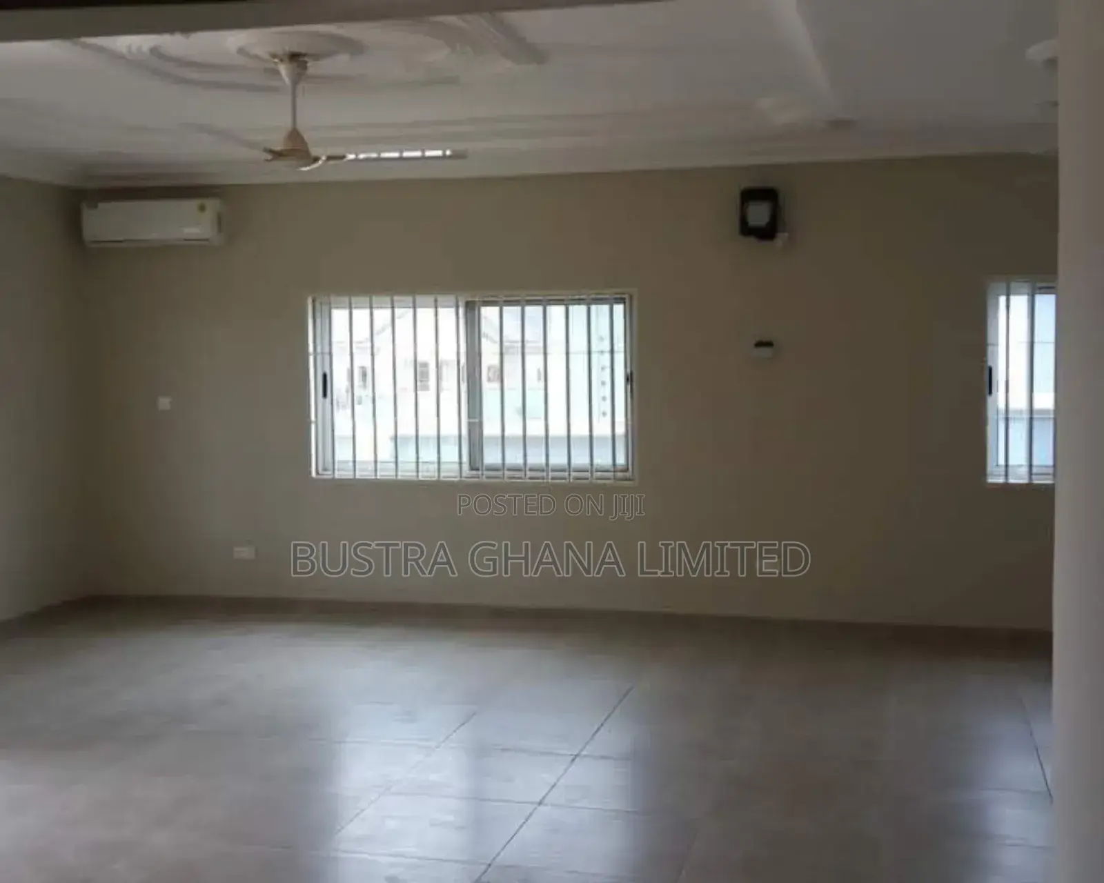 3bdrm House in Tema Community 25 for sale in Community 25