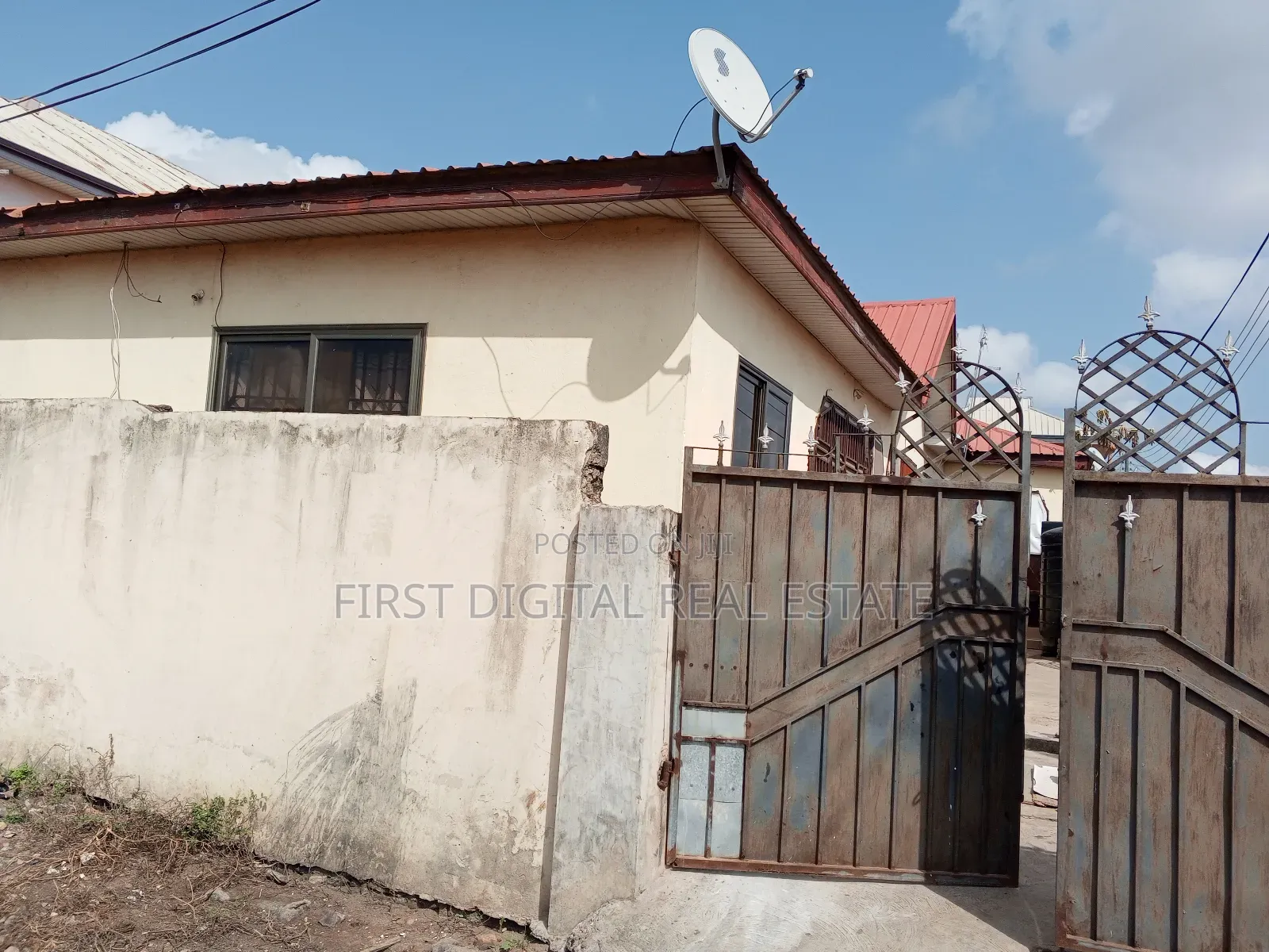 4bdrm Apartment in First Digital Real, Kasoa for sale in Kasoa