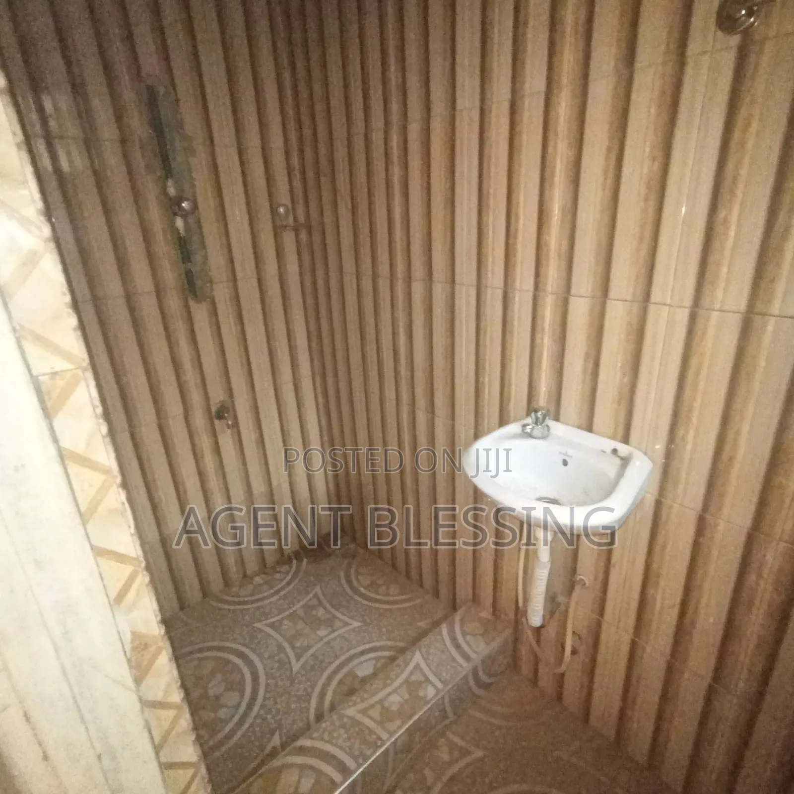 1bdrm Apartment in Golf City, Tema Metropolitan for rent in Tema Metropolitan