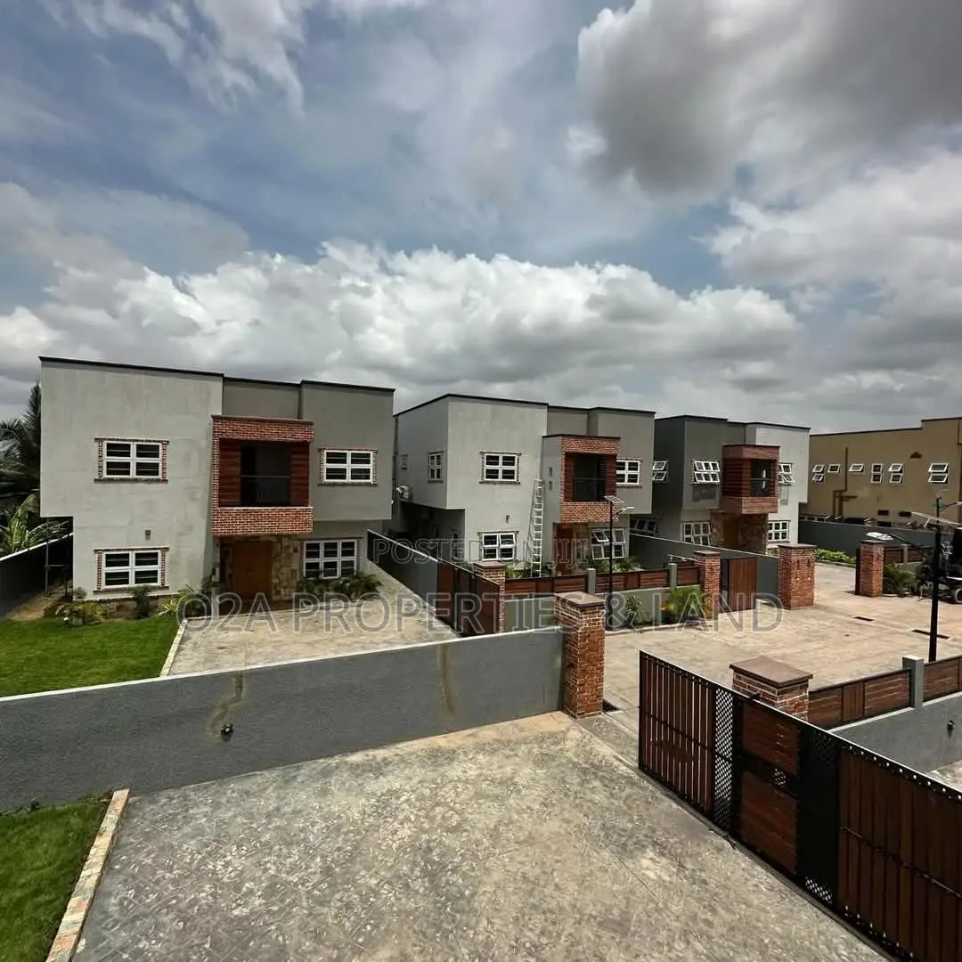 4bdrm House in Adjiringanor, Ability for sale in Ability