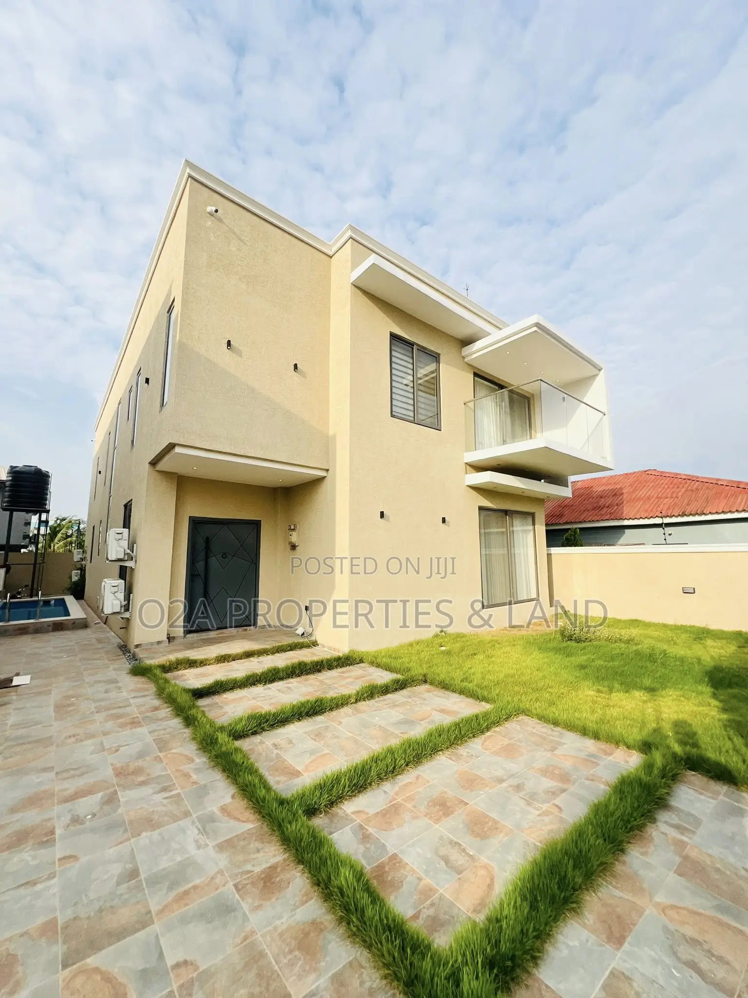 Furnished 4bdrm House in School Junction for sale in School Junction