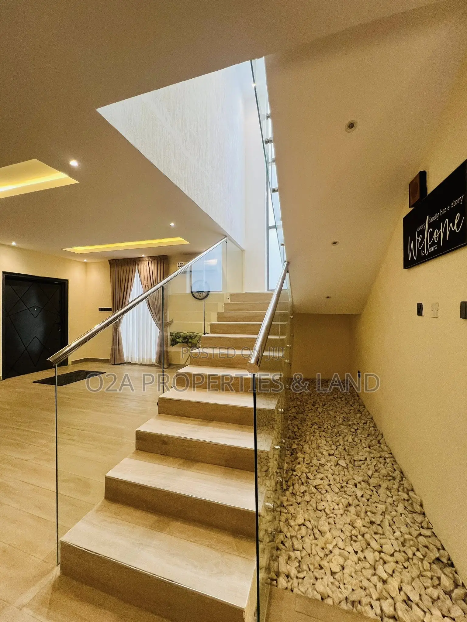 Furnished 4bdrm House in School Junction for sale in School Junction