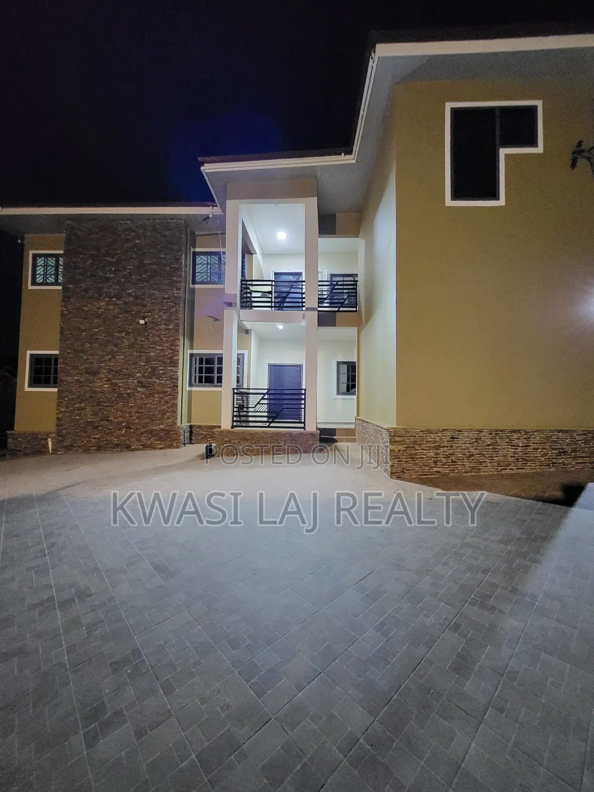 3bdrm Apartment in Broadcasting, Weija for rent in Weija