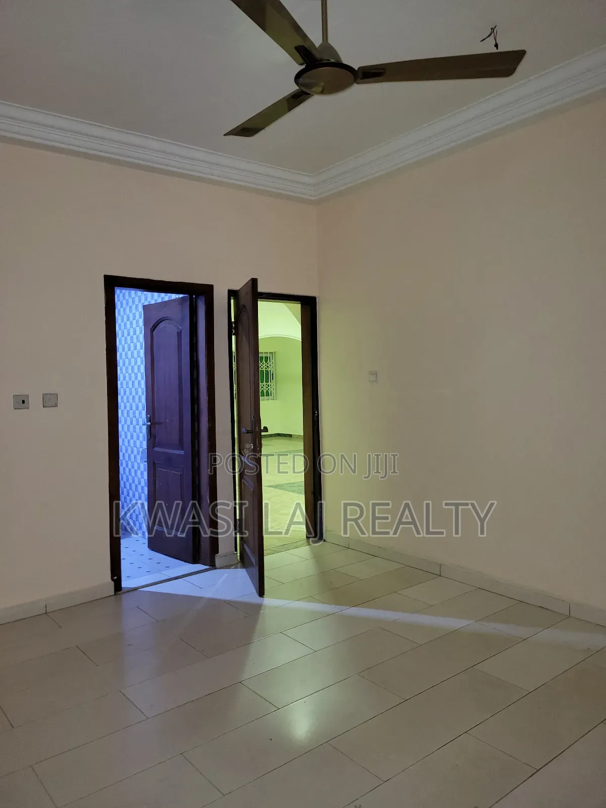 2bdrm Apartment in Tuba Junction, Weija for rent in Weija