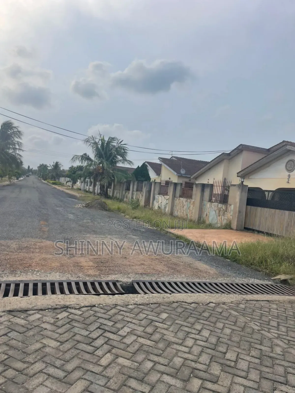 4bdrm House in Emefs Estate, Afienya for sale in Afienya