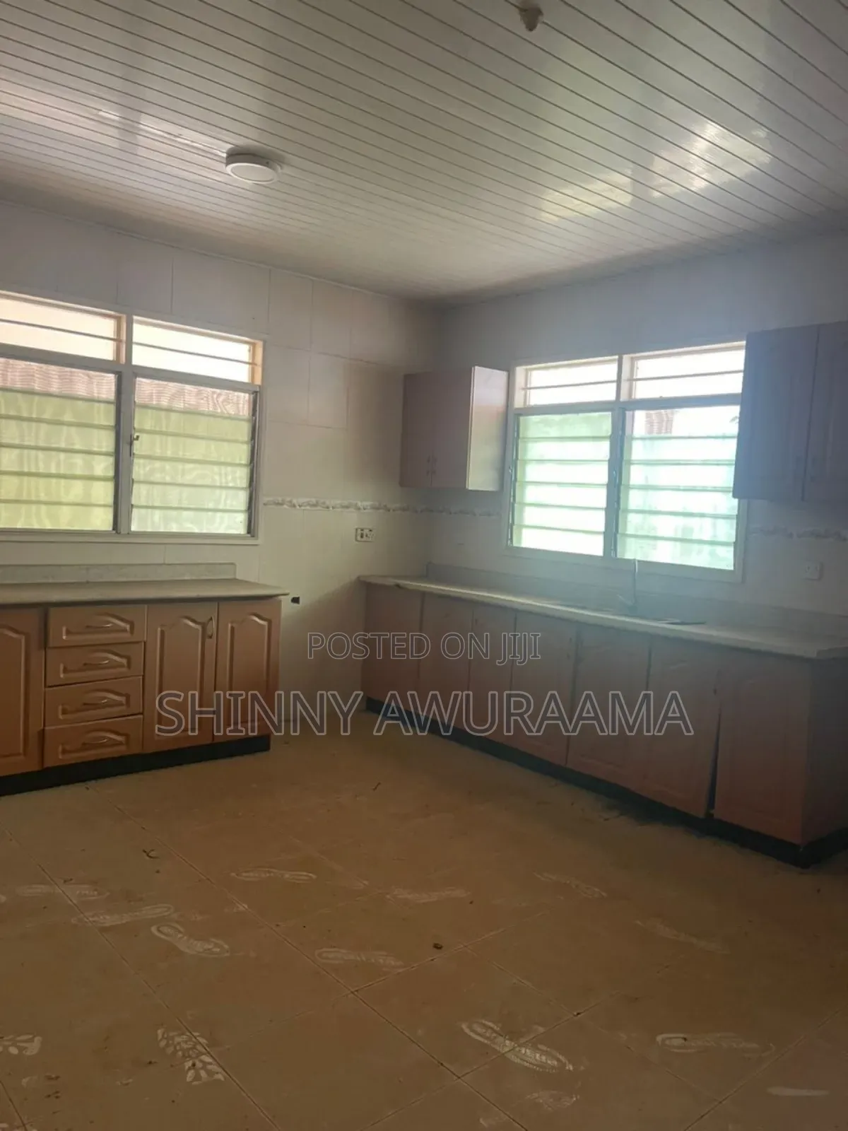 4bdrm House in Emefs Estate, Afienya for sale in Afienya