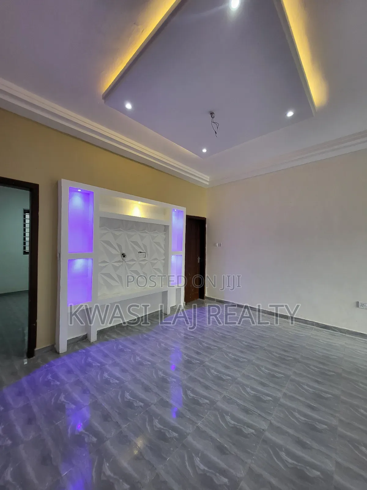 1bdrm Apartment in Tuba Kokrobite Road, Weija for rent in Weija