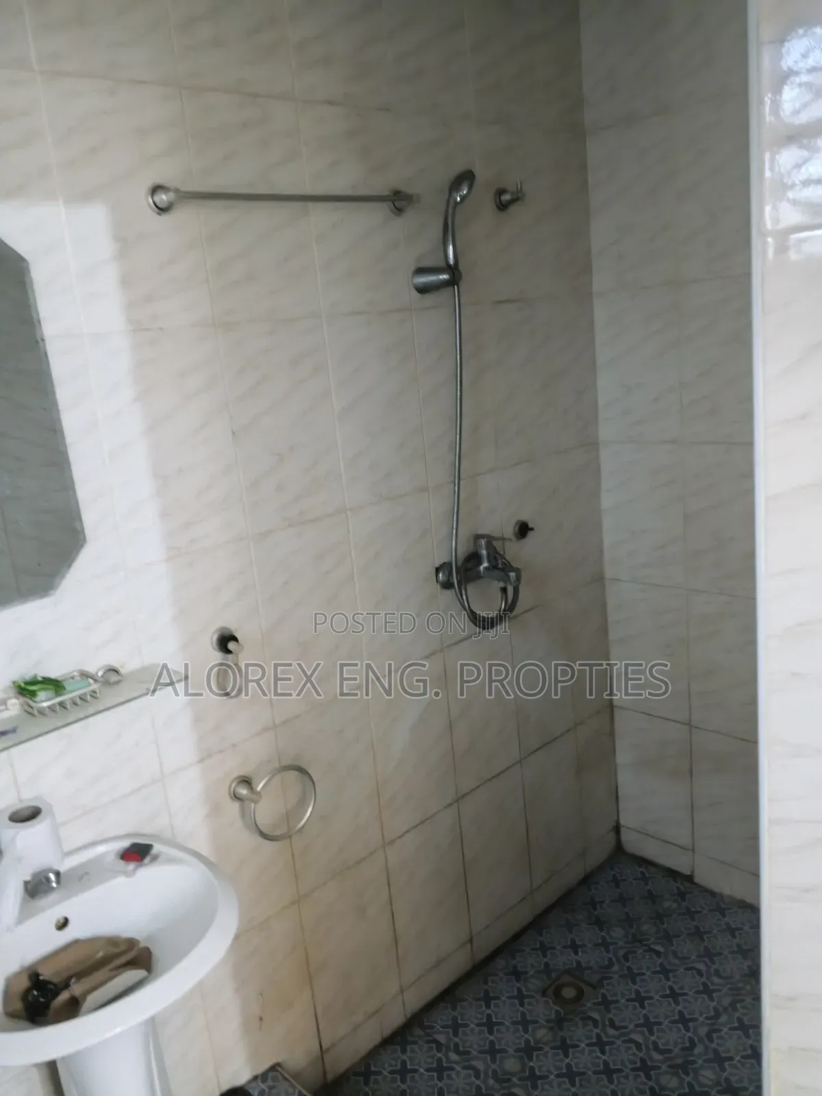 2bdrm Apartment in Teiman, Oyarifa for rent in Oyarifa