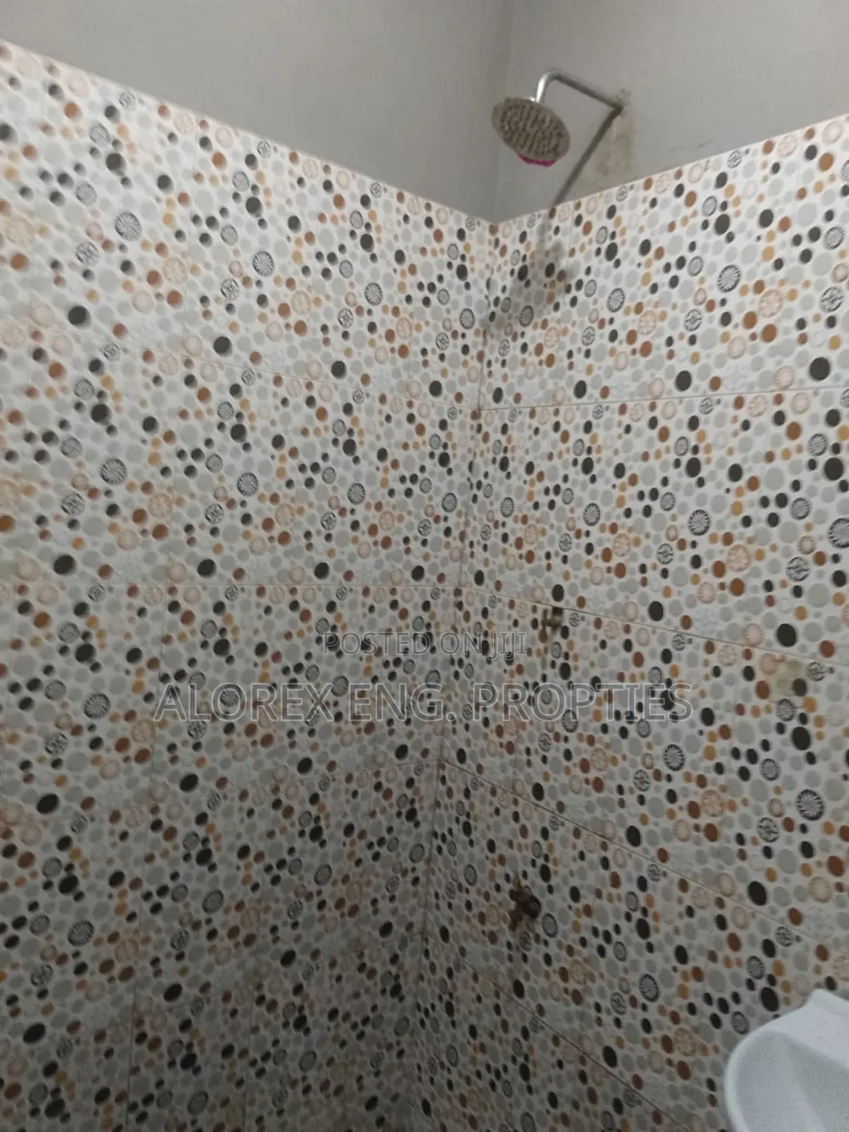 1bdrm Apartment in Adenta Rowi for rent in Adenta