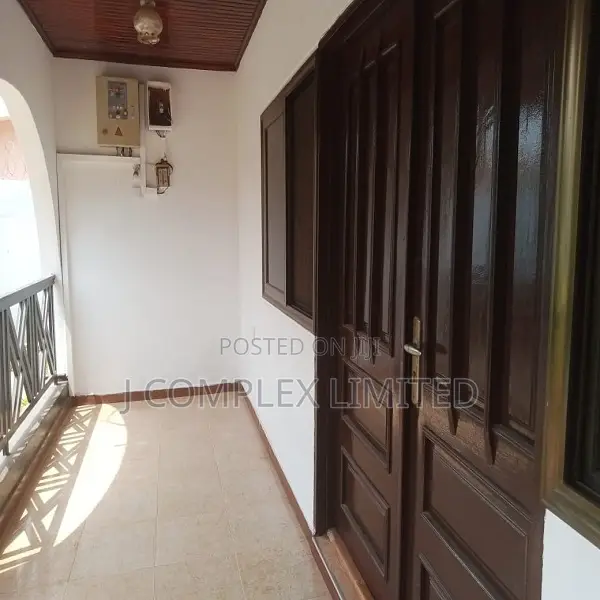 4bdrm House in Lincoln School Area for sale in Lincoln School Area