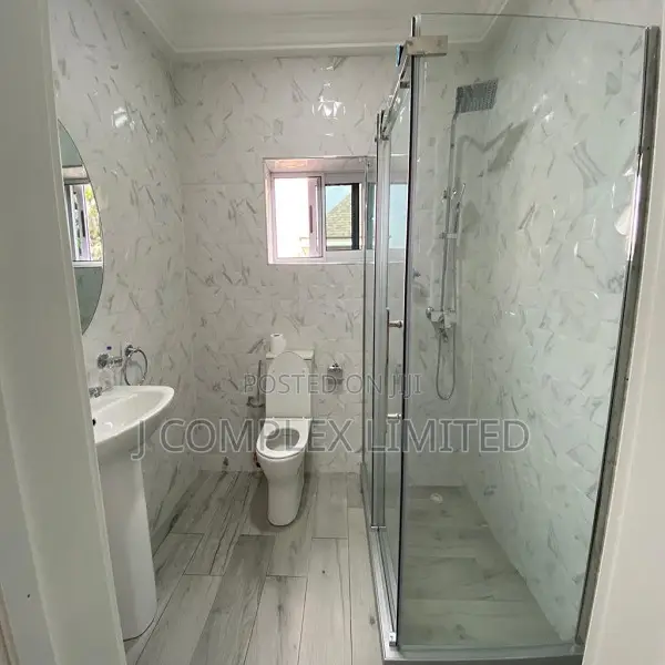 4bdrm Townhouse/Terrace in Lincoln School Area for sale in Lincoln School Area