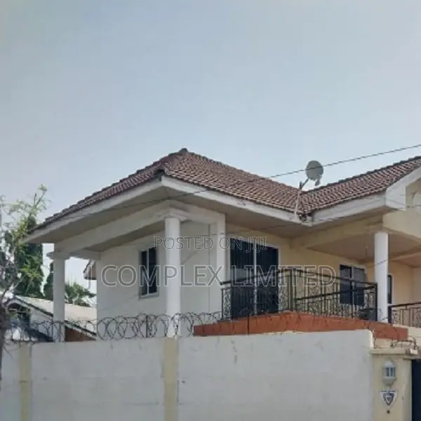 4bdrm Townhouse/Terrace in Lincoln School Area for sale in Lincoln School Area