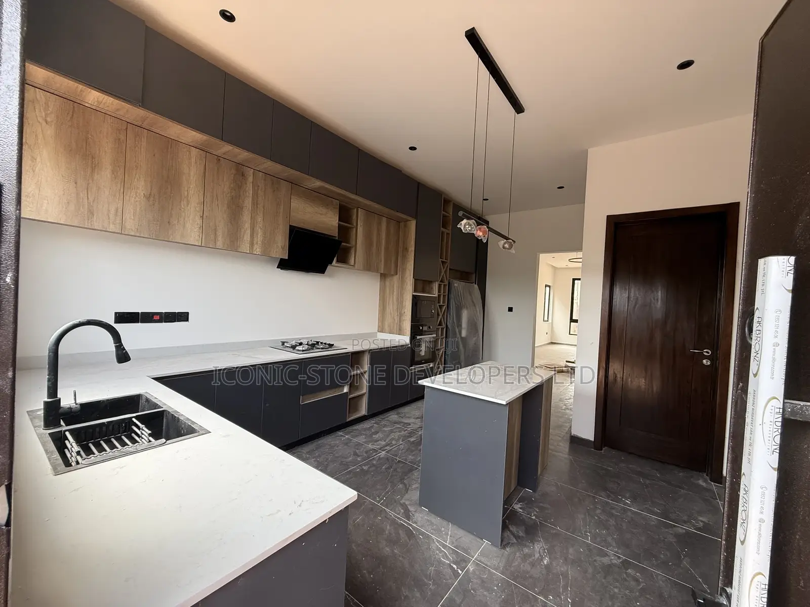 4bdrm House in Focus Hospital Area, Adenta for sale in Adenta