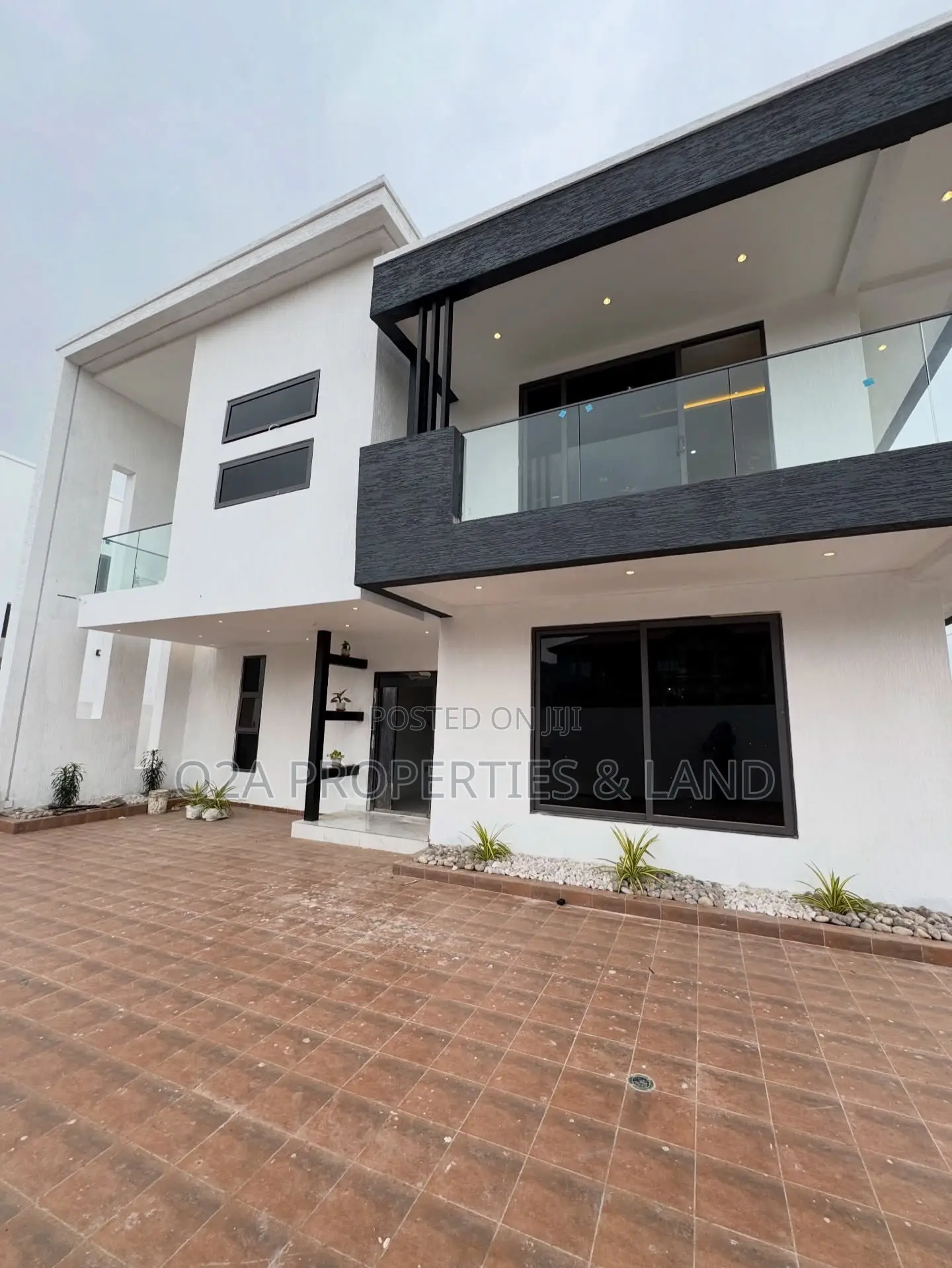 4bdrm House in Lakeside Estate for sale in Lake Side Estate