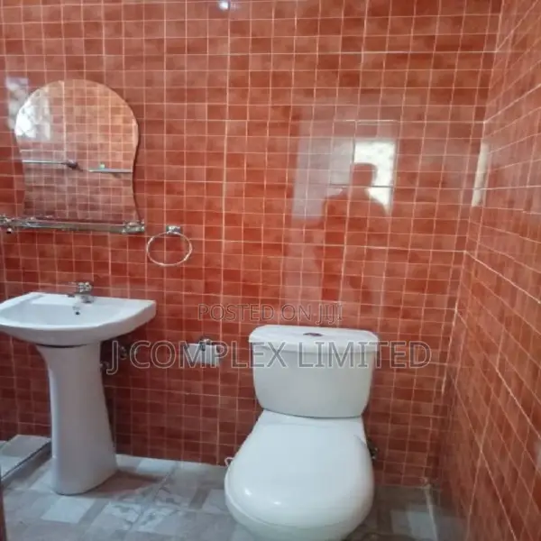 1bdrm Apartment in Trade Fair for rent in Trade Fair