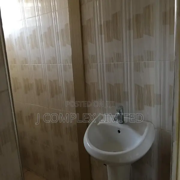 1bdrm Apartment in Coffee Shop Area for rent in Coffee Shop Area